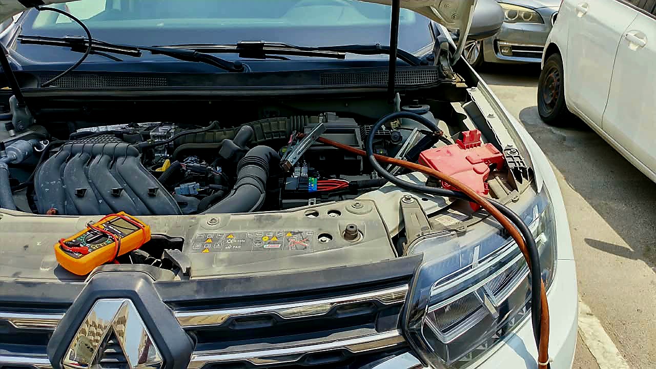 Car battery testing service in Dubai