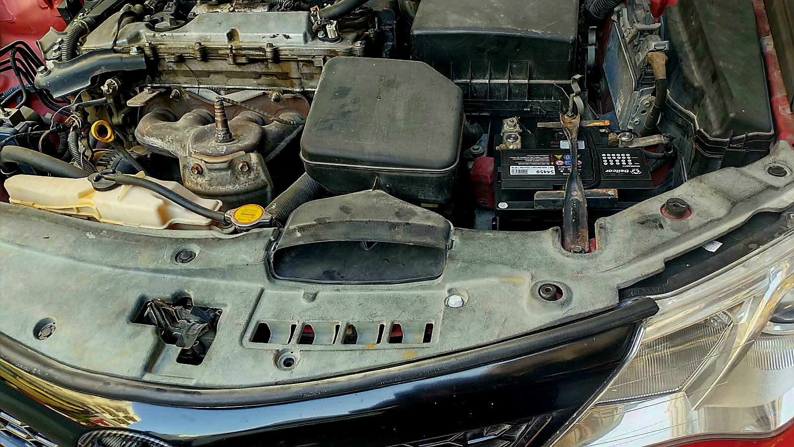 Mobile car battery testing at a customer's location in Dubai
